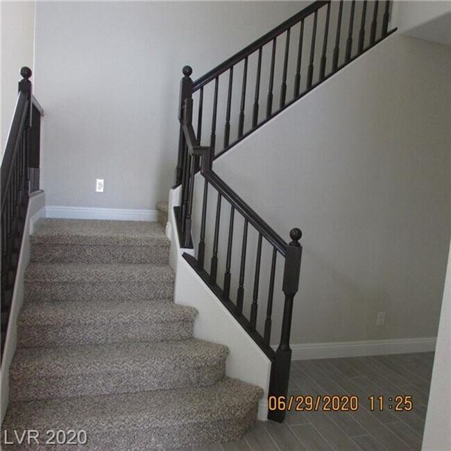 Photo - Beautiful 3 Bedroom/2.5 Baths in Summerlin