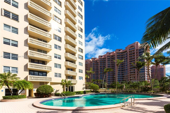 Photo - 90 Edgewater Dr Condo Unit 611