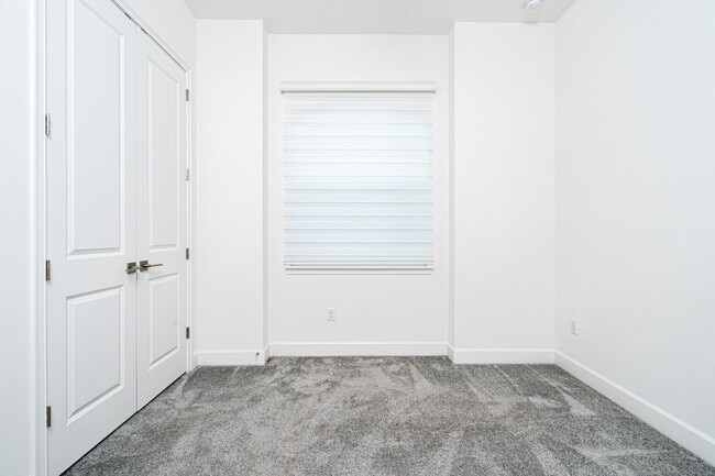 Photo - Luxurious Solar Powered 4 Bedroom, 3 Bath ...