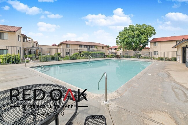 Photo - 6601 Victoria Ave Unidad 141
