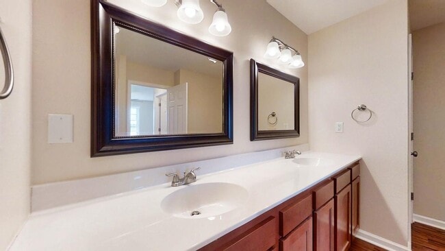 Photo - Timber Wolf and Cates Crossing