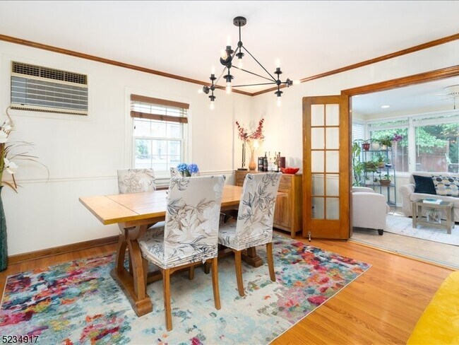 Photo - 25 Sommer Ave