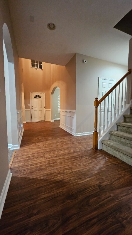 518 Winter View Way