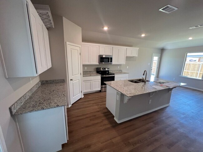 Photo - 7216 E County Rd 99 1/2