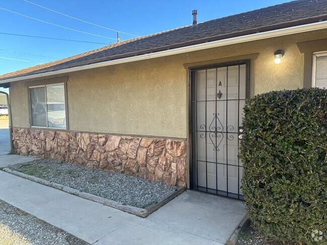 Building Photo - 21604 Loop St Unit A Rental