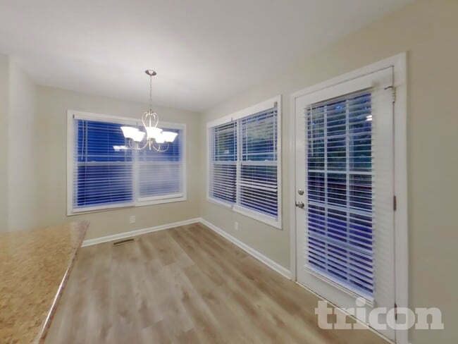 Photo - 315 David Dr