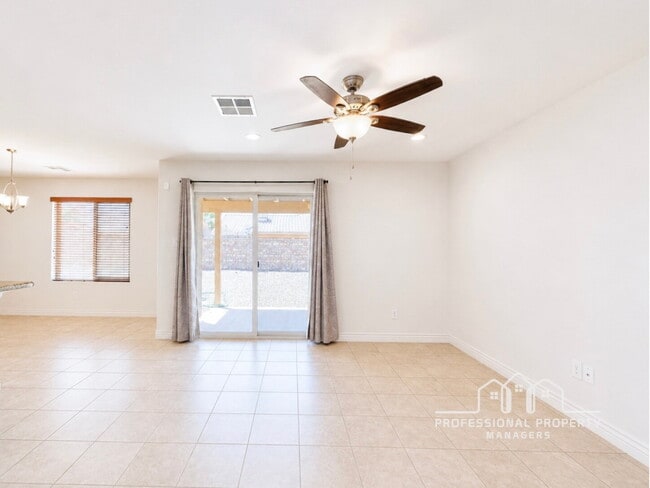 Photo - “Charming 3-Bedroom, 2-Bathroom Home in Villa Chaparral”