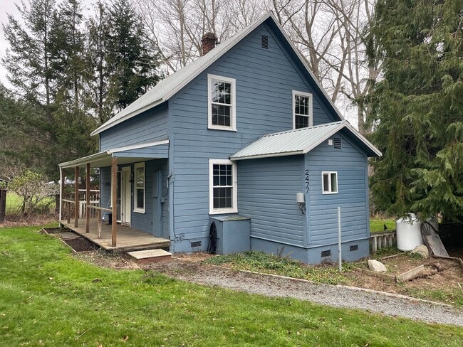 Building Photo - Charming and Cozy Home In Scenic North Whidbey