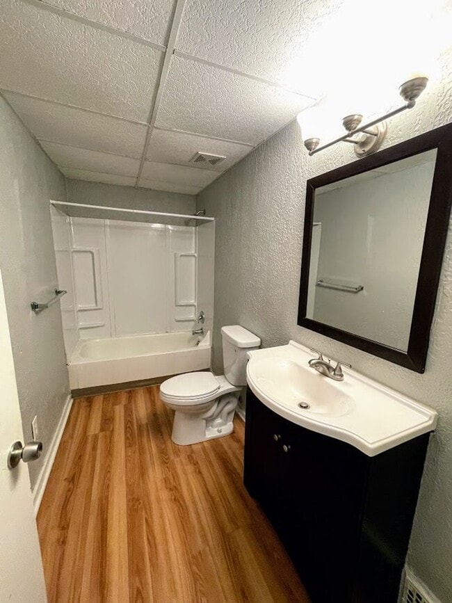 Photo - 244 Hazelwood Ave Unit 2