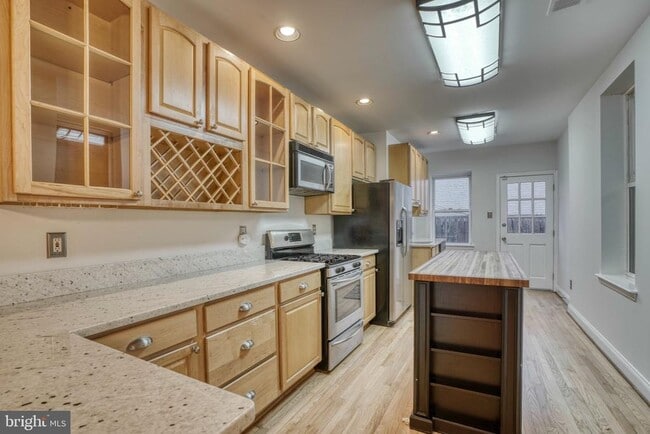 Photo - 1236 S Charles St