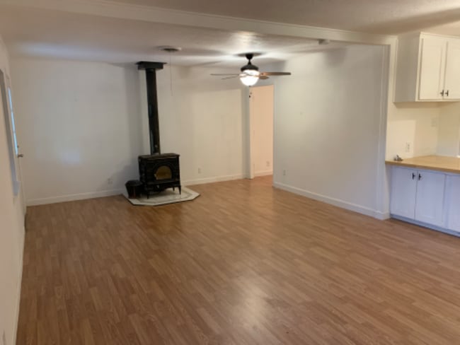 Photo - 707 Pine St