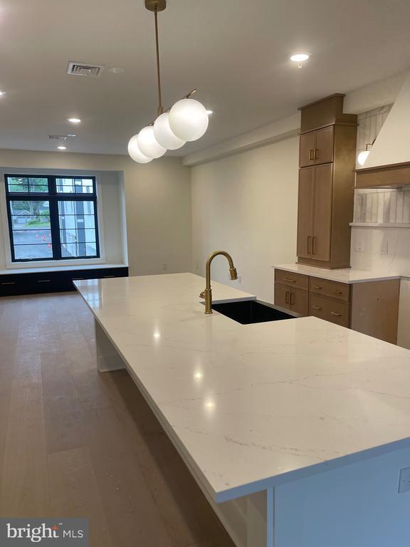 Photo - 7519 Ridge Ave