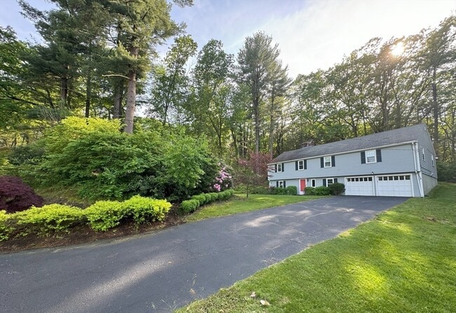 Photo - 10 Meadowview Rd