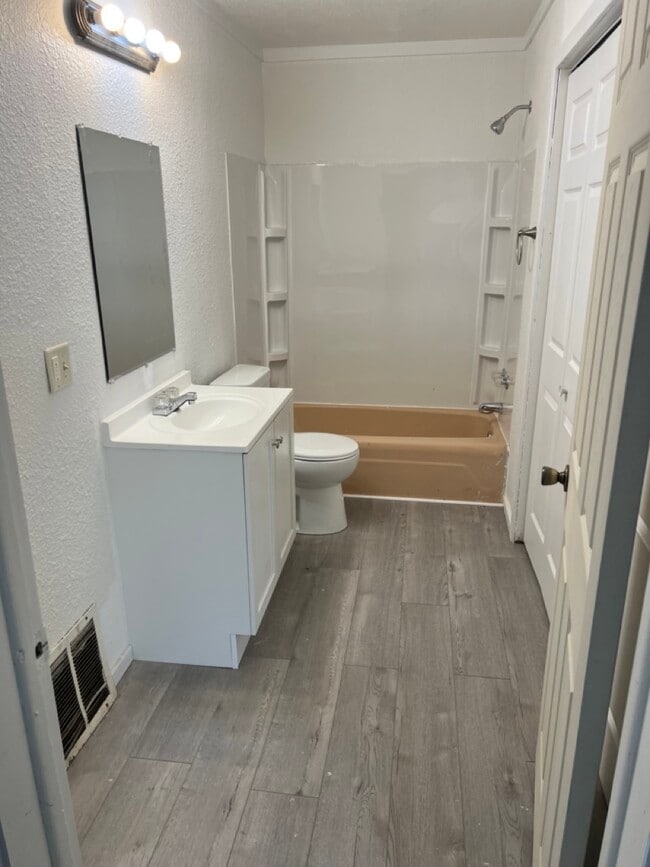 Photo - 1131 S 13th St