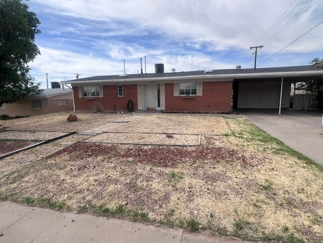 Building Photo - 3500 Hercules Ave
