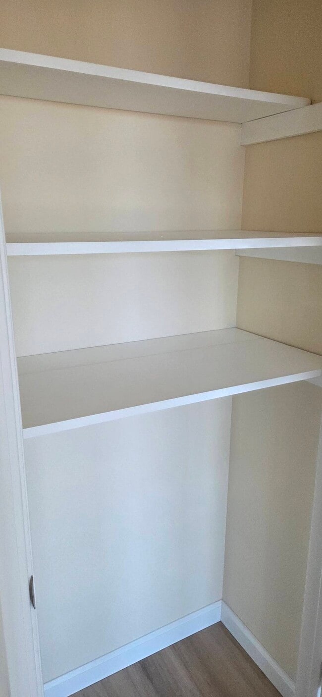 Photo - 4656 Model City Rd