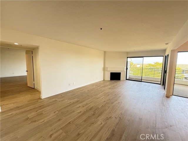 Photo - 260 Cagney Ln