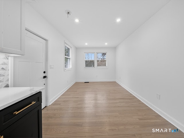 Photo - 20 Oakridge Rd