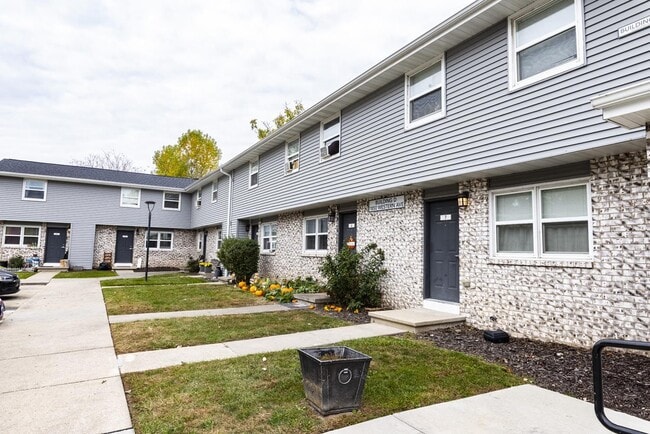 Photo - Taylor Crossing