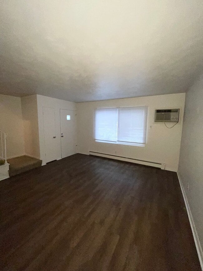 Photo - 1924 Sunnyside Dr