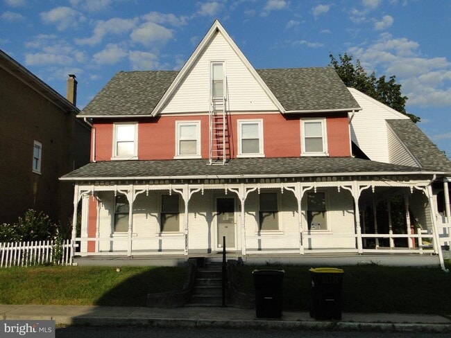 Building Photo - 2118 Allentown Rd Rental