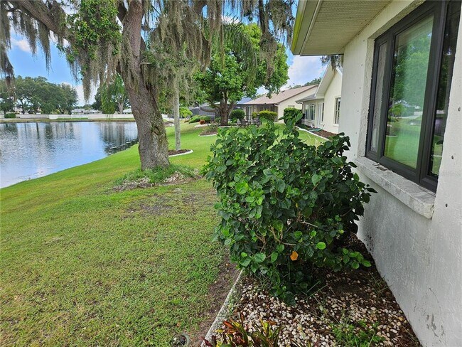 Photo - 2014 E View Dr