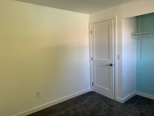 Photo - 4213 S 185th St