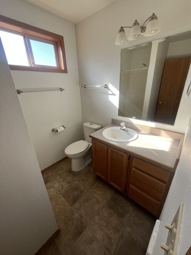 Photo - 2528 NE Conners Ave Unit 400