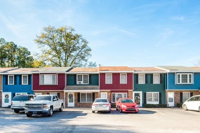 Lakeside Apartments For Rent in SC