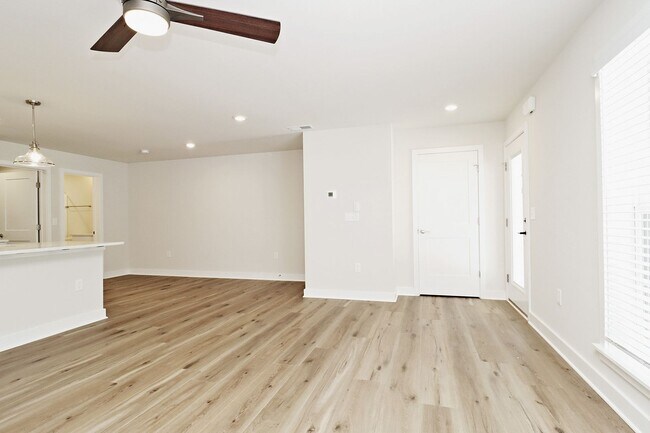 5057 Mary Jackson Ct Unit Mary Jackson Ct 5057 #B (LB 3/30/Avail 4/9)