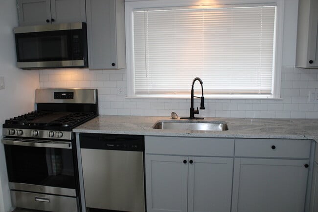 Photo - Newly rehabbed 3 bed - 2 full bath in Glad...