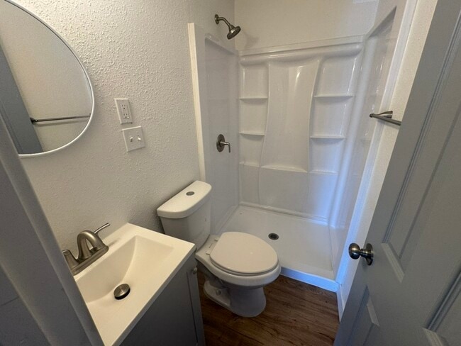 Building Photo - 1411 Basin St SW Unit 3