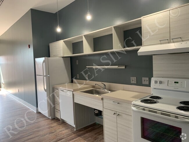Unit #509 Kitchen - Hive@155 and Hive Andrews Rental
