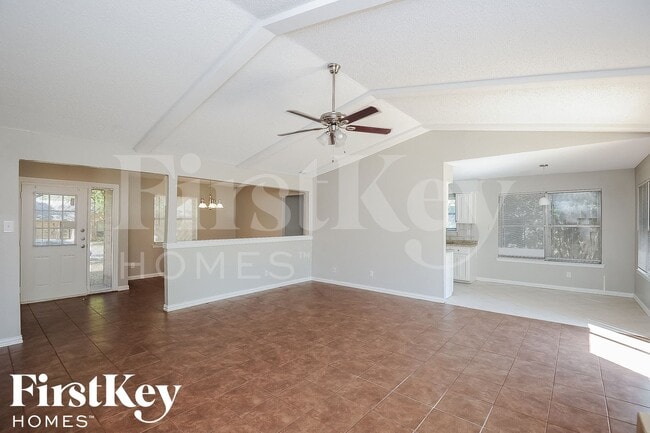 Photo - 1626 Glenhill Ln