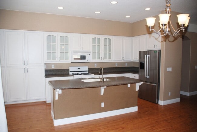 Photo - Beautiful 4 br, 2 bath, 2 car garage Home in Sparks.