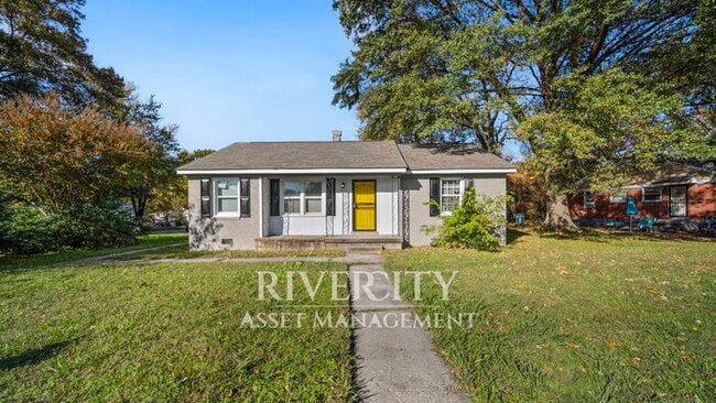 Building Photo - 1290 Dellwood Ave