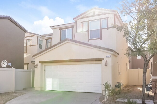 Building Photo - 8735 Le Agavi Ct