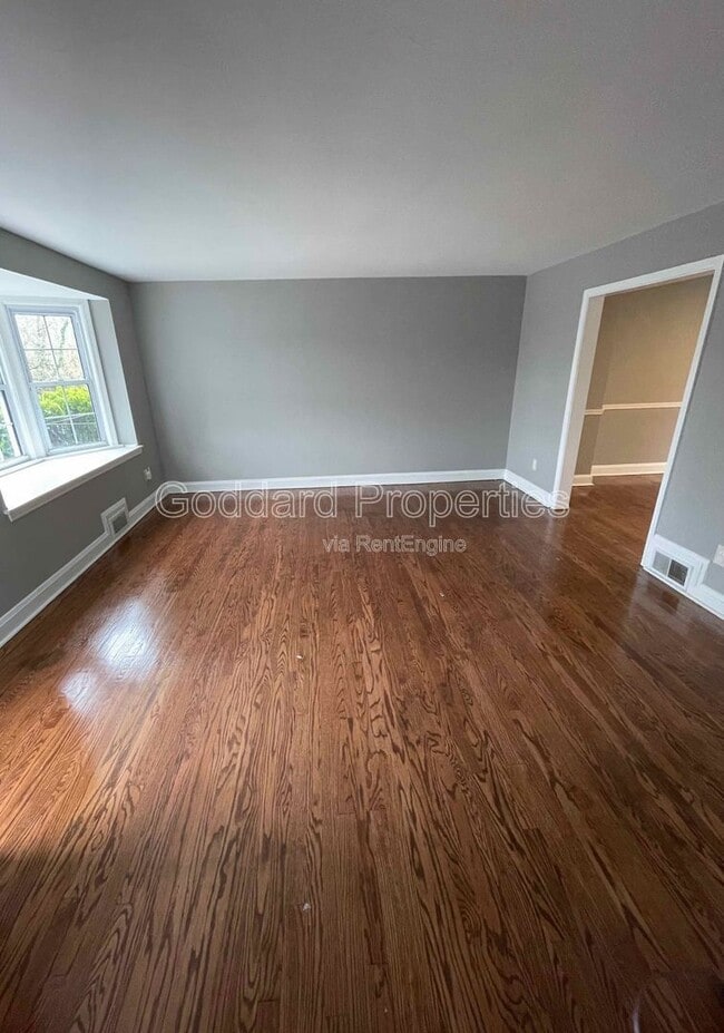 Photo - 5916 Northwood Dr