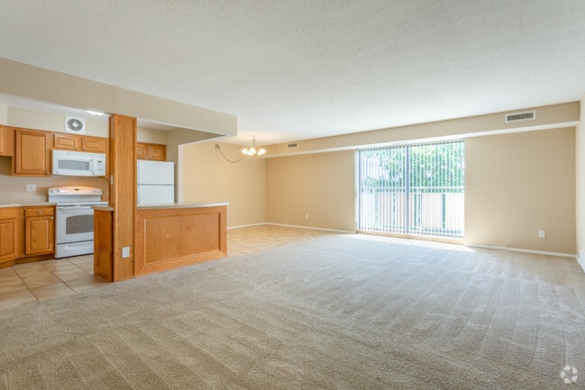 2BD 2BA 1200 sq ft - Presidential