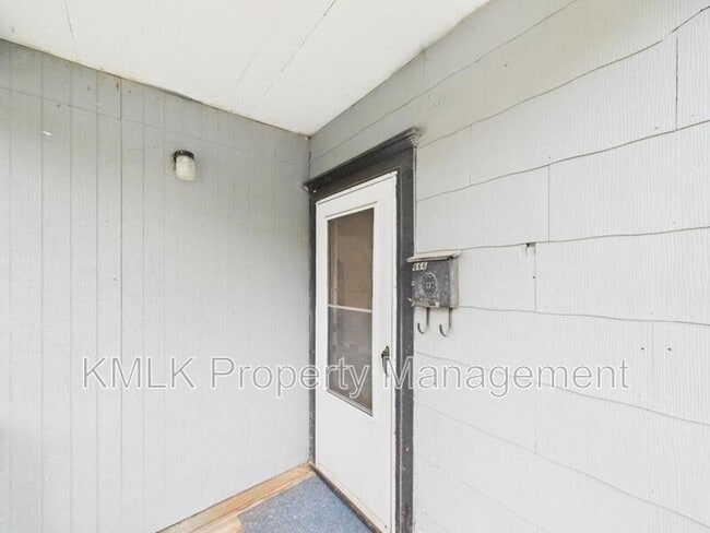 Photo - 666 Kling St