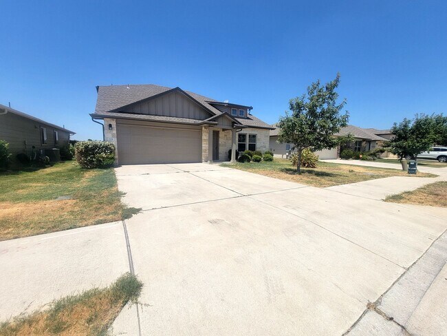 Photo - Spacious 3 Bedroom, 2.5 Bath Home with Garage & Tall Ceilings