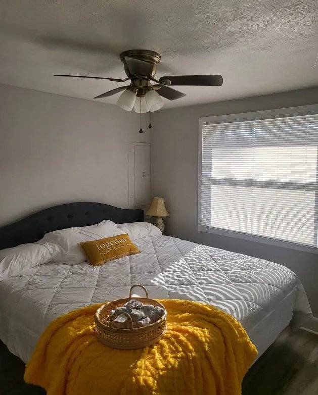 Photo - 318 E Palmer Ave House