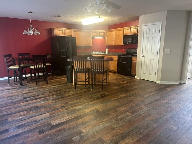 Photo - 135 Antler Ridge Cir