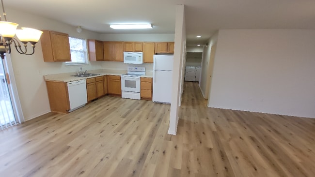 Photo - 111 Stonington St