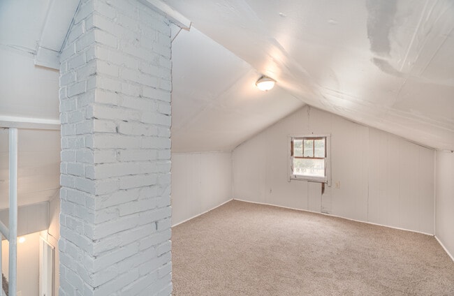 Photo - 209 Sunset Ave