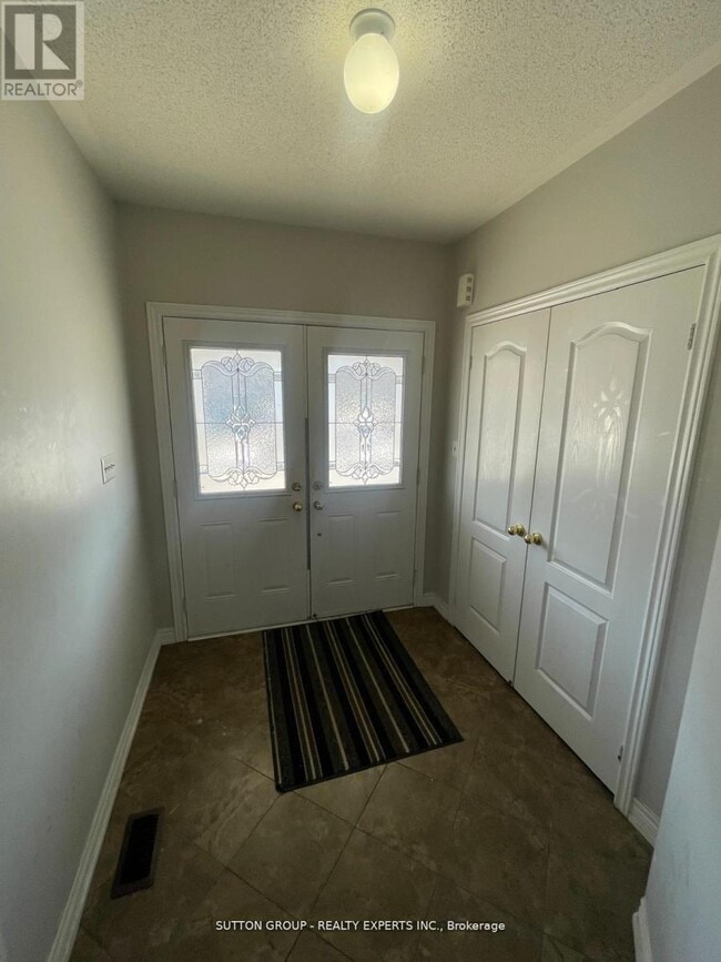 Photo - 16 Freedom Oaks Trail