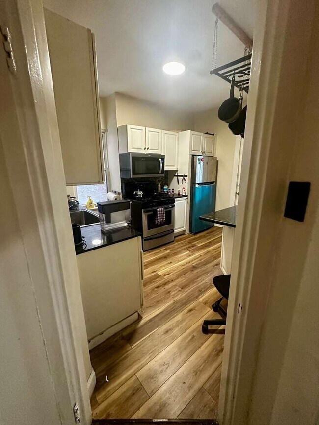 Photo - 9 Chilcott Pl Unit 1