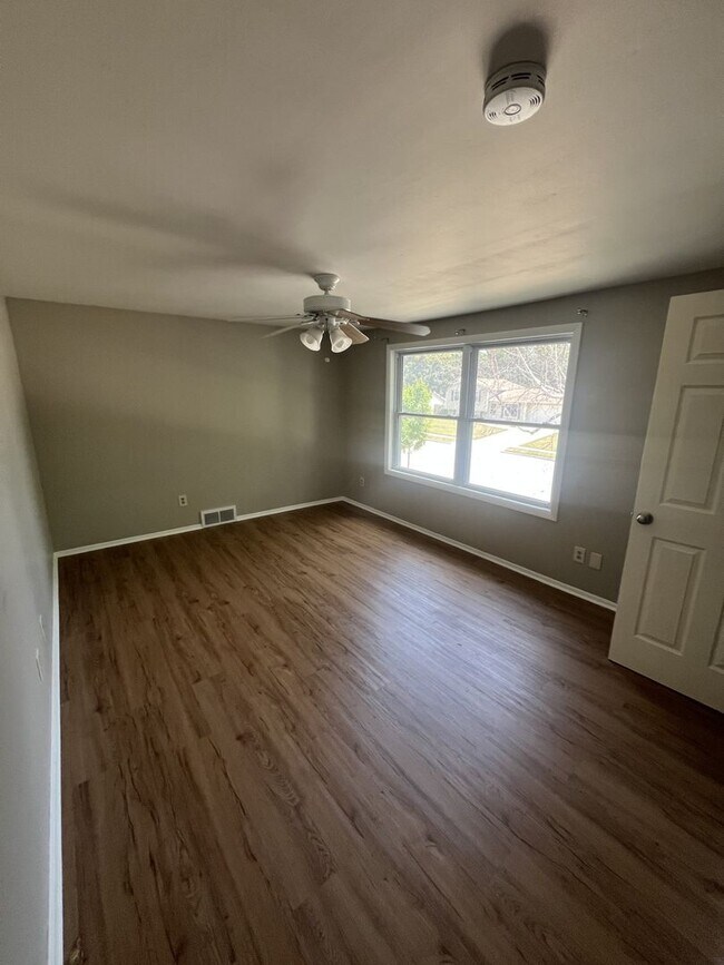 Photo - 549-551 11th Ave Unit 549 11th Ave.