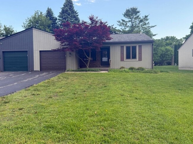 Photo - 741 Woods Ct