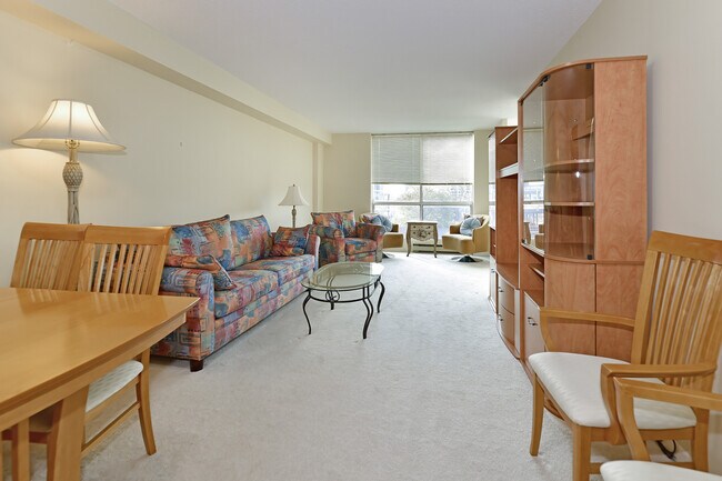 Photo - 95 Prince Arthur Ave